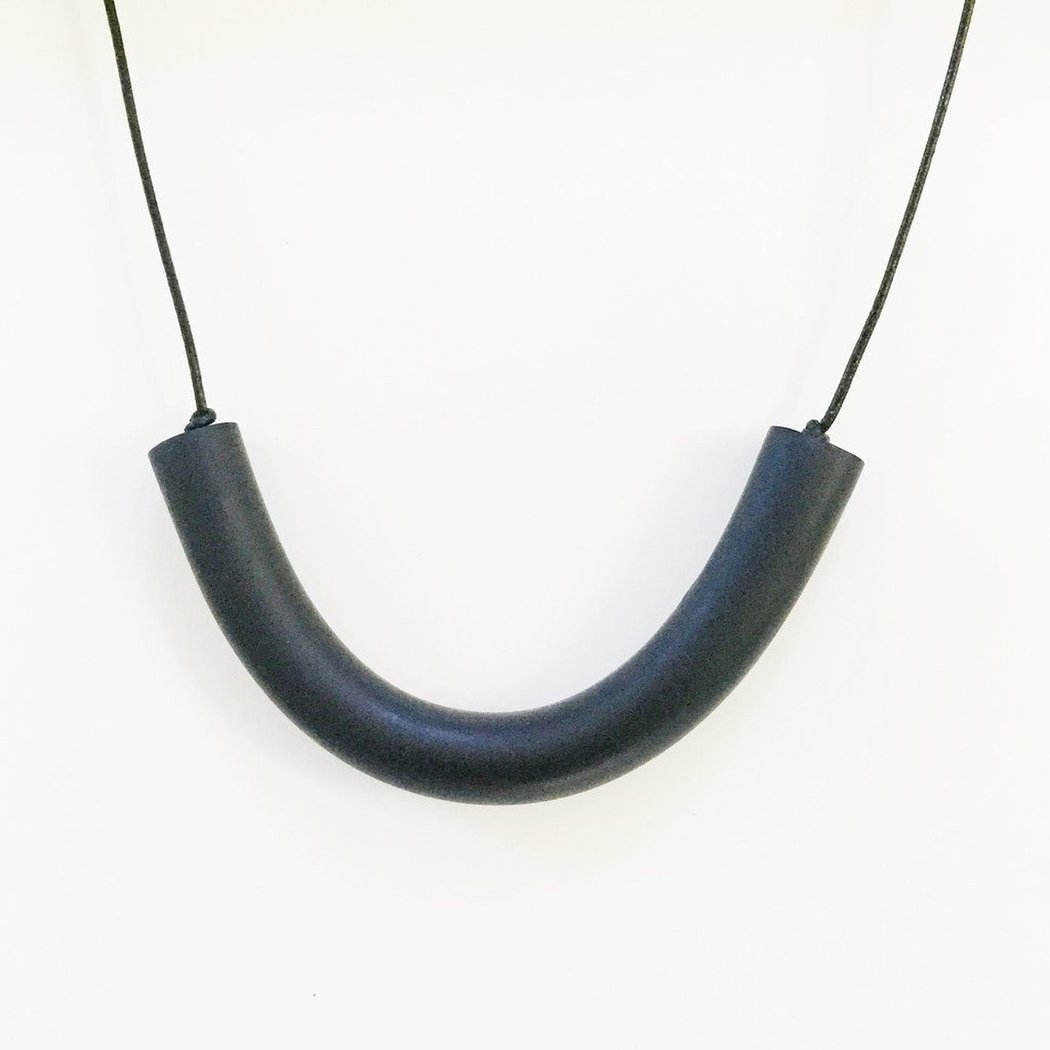 Matte Bar Necklace
